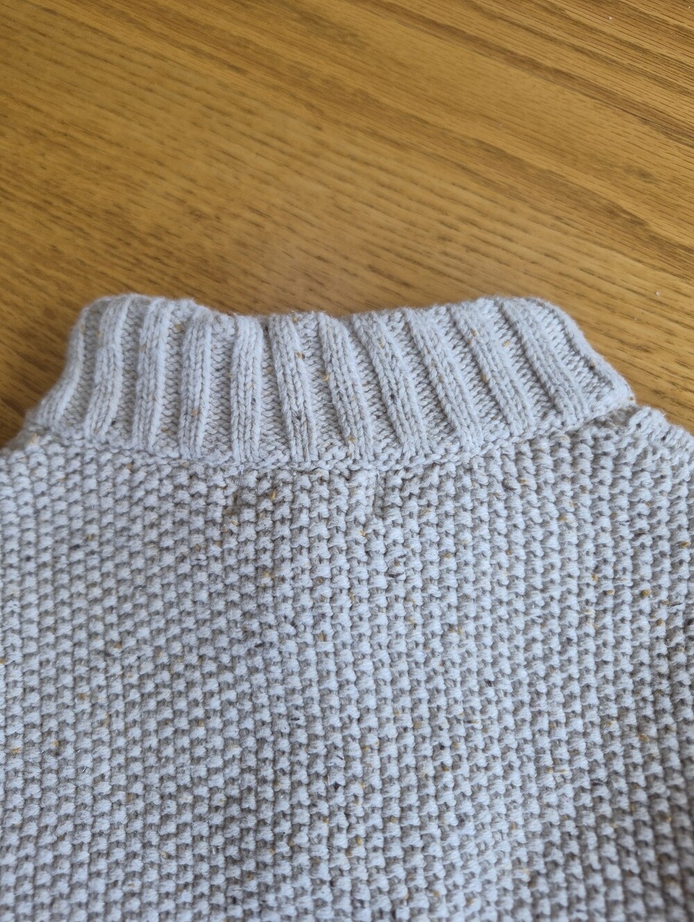 Wrangler Jeans Boy's 12 M Cat & Jack Cable Henley Knit Sweater 12 M Oatmeal - Picture 11 of 16